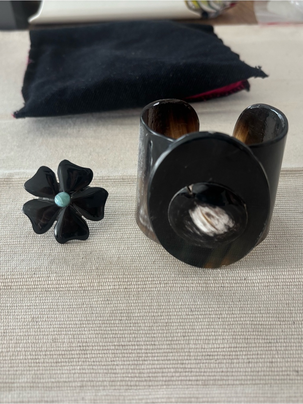 Vintage Black Flower Ring and Wide Cuff Bracelet Set - Women's Accessories